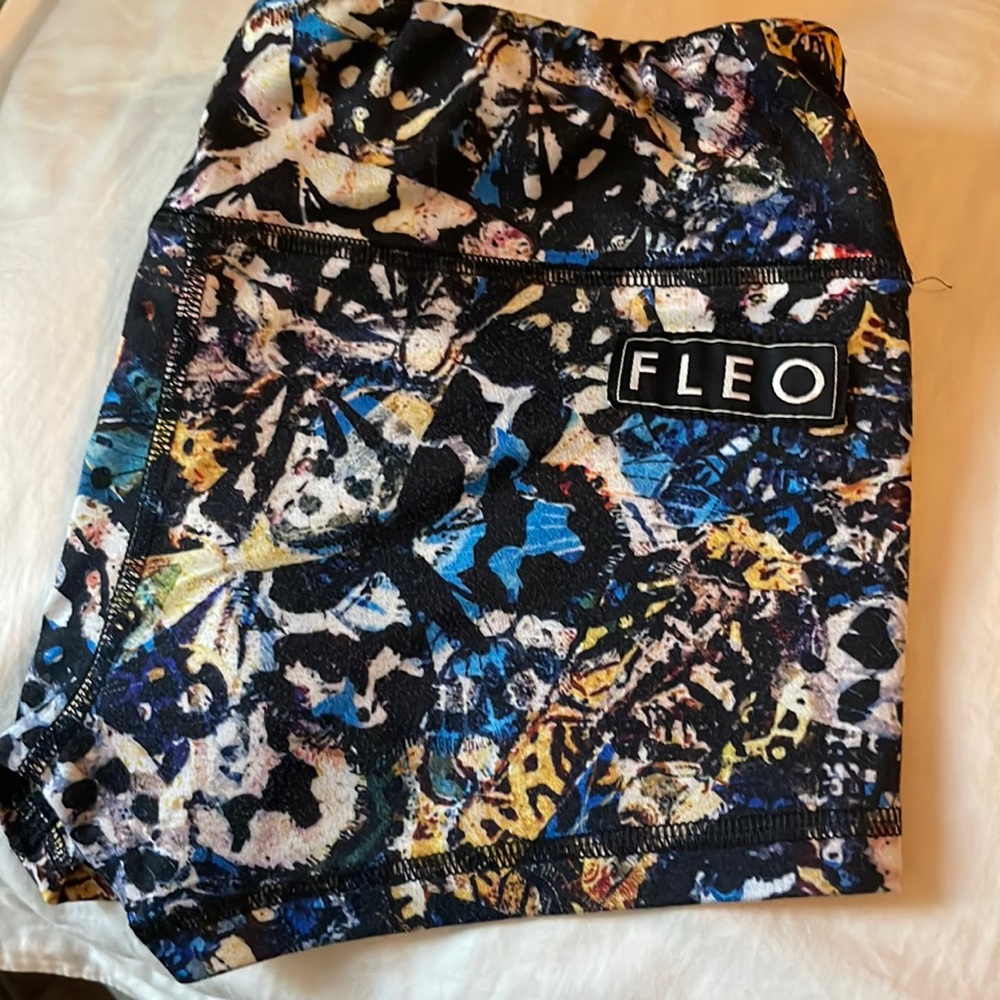 Fleo 2.5” short